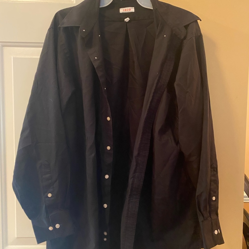 Men’s Izod dress shirt